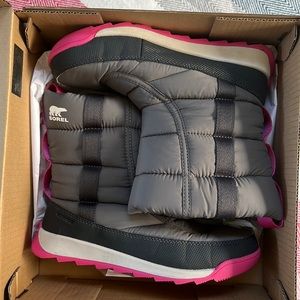 Sorel snow boots waterproof